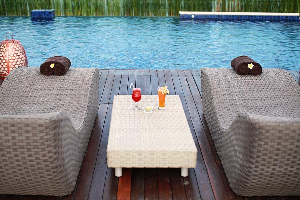 Mega Boutique Hotel Kuta  Ngoại thất bức ảnh
