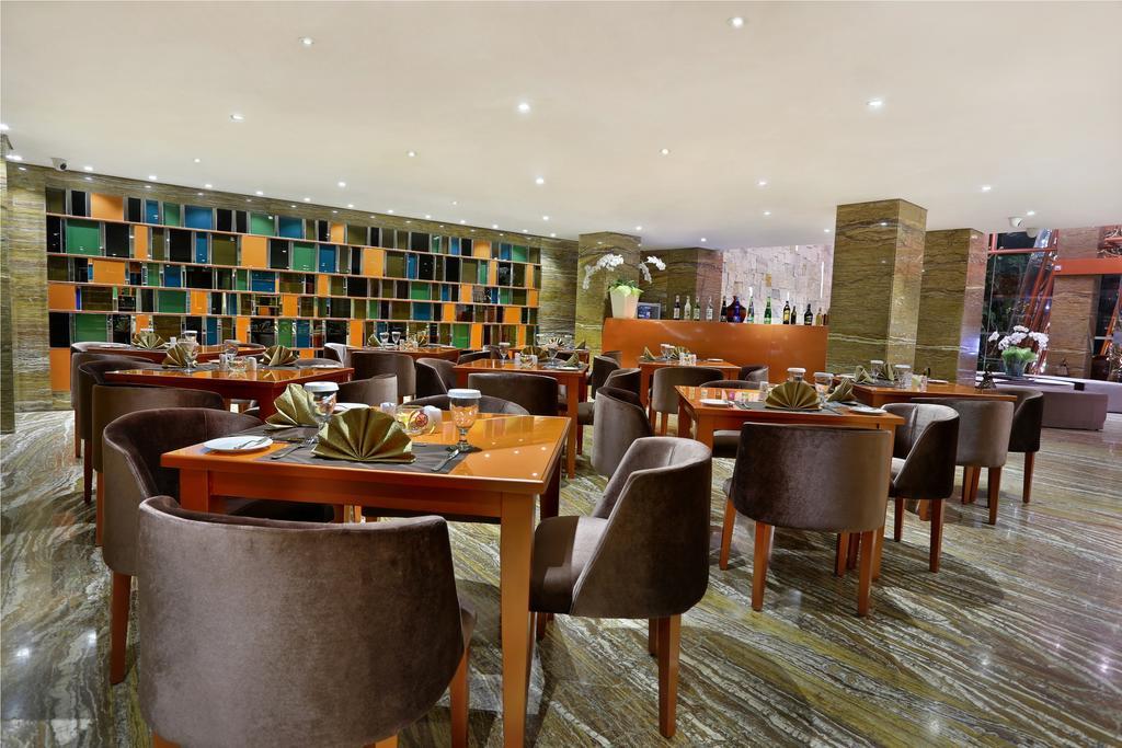 Mega Boutique Hotel Kuta  Ngoại thất bức ảnh