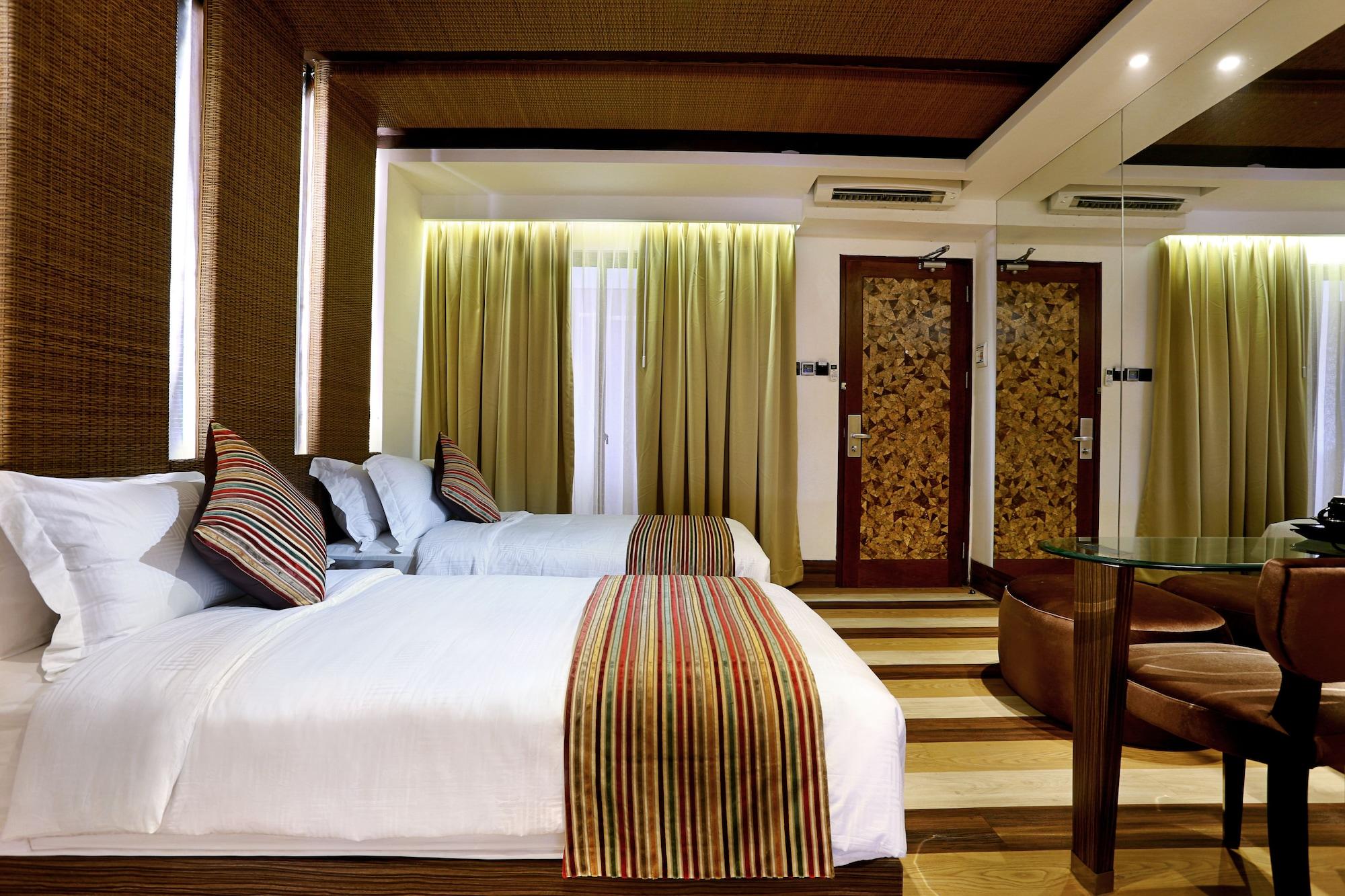 Mega Boutique Hotel Kuta  Ngoại thất bức ảnh