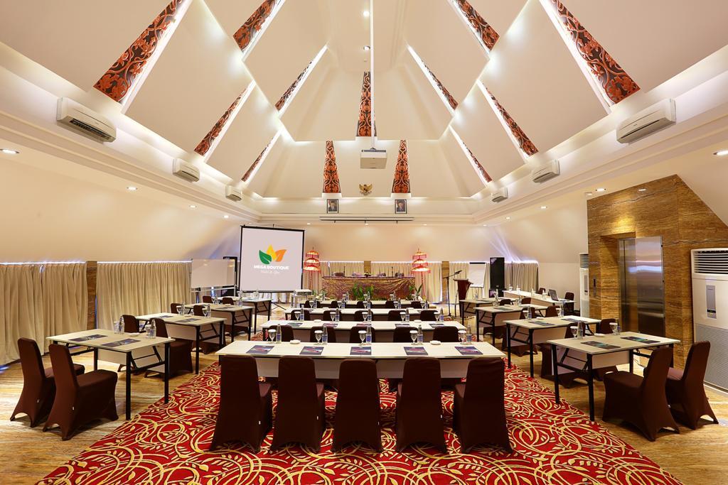 Mega Boutique Hotel Kuta  Ngoại thất bức ảnh